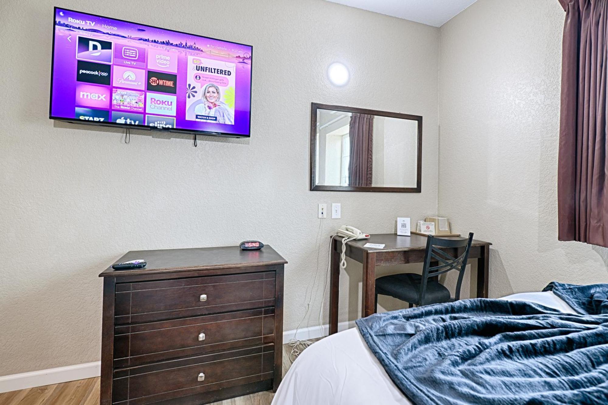 Hotel Dilley Grand מראה חיצוני תמונה